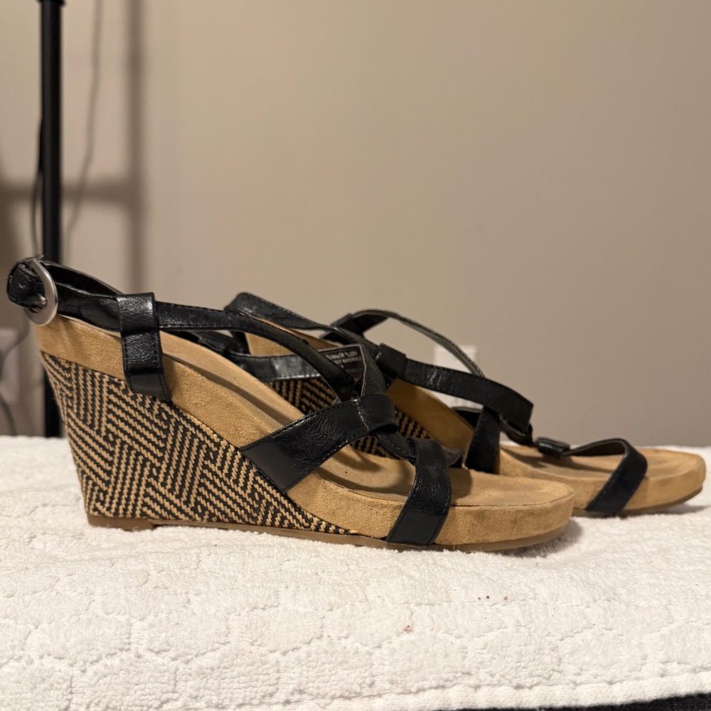 Black and Tan Wedge Sandals